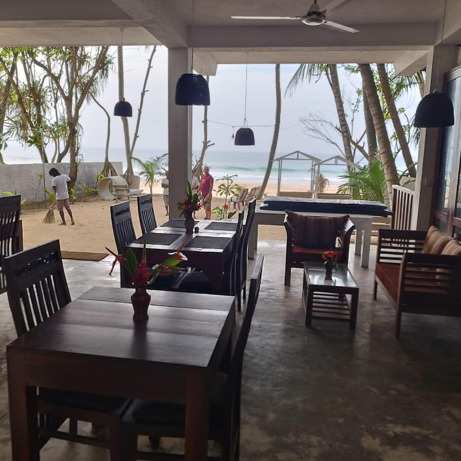 Beach House Habaraduwa Hotel Koggala Exterior photo