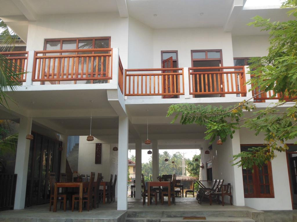 Beach House Habaraduwa Hotel Koggala Exterior photo